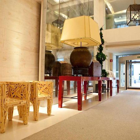 Hotel Alfonso Сарагоса Екстериор снимка